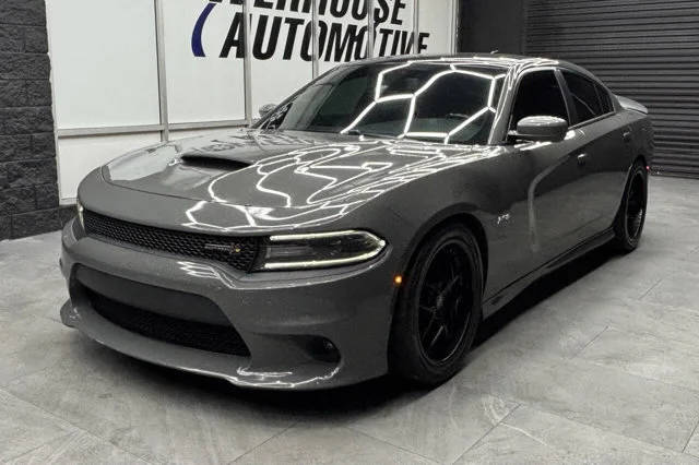 2018 Dodge Charger R/T Scat Pack RWD photo