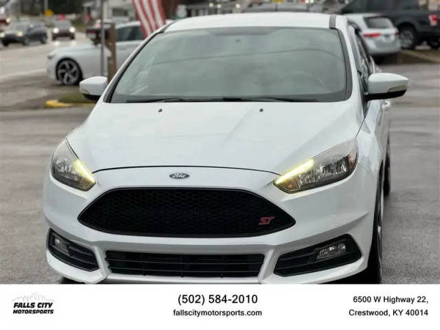 2017 Ford Focus ST FWD photo