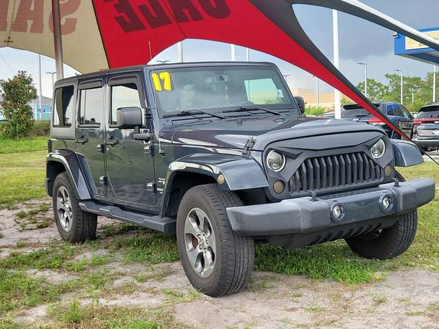 2017 Jeep Wrangler Unlimited Sahara 4WD photo