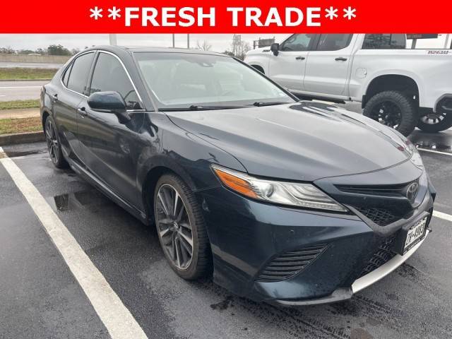 2018 Toyota Camry XSE V6 FWD photo