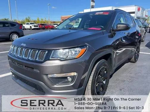 2018 Jeep Compass Latitude FWD photo