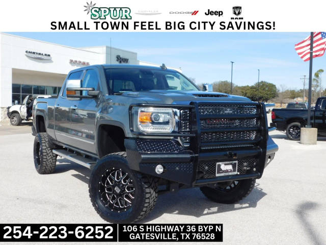 2018 GMC Sierra 2500HD Denali 4WD photo