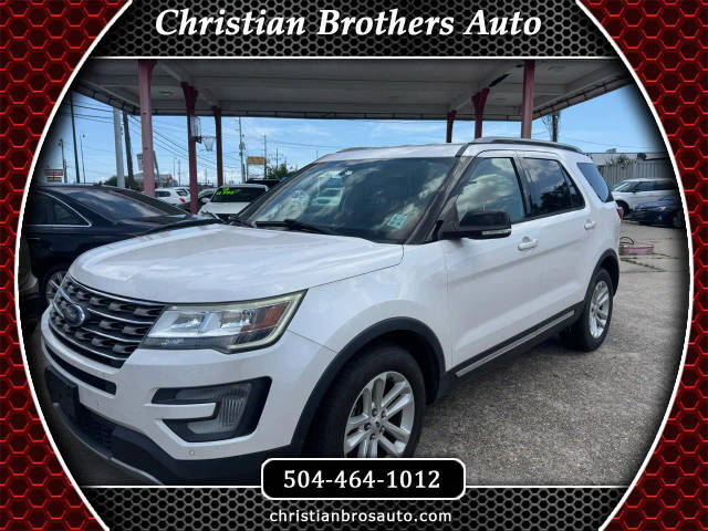 2017 Ford Explorer XLT FWD photo