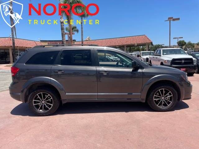 2018 Dodge Journey SE AWD photo