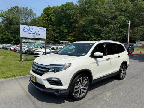 2017 Honda Pilot Touring AWD photo