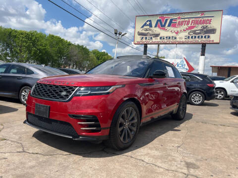 2018 Land Rover Range Rover Velar R-Dynamic SE AWD photo