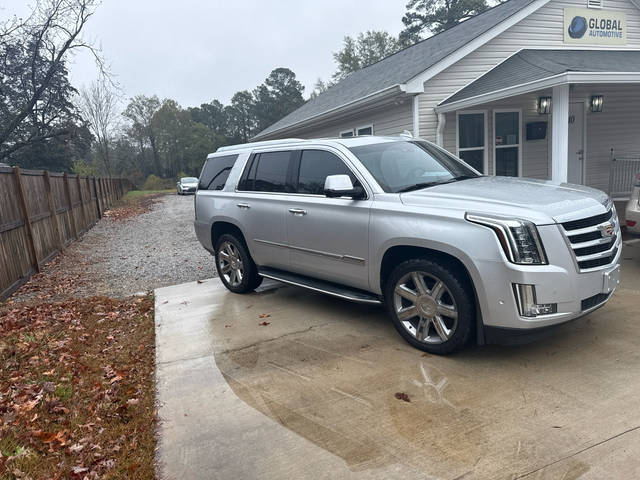 2018 Cadillac Escalade Luxury 4WD photo