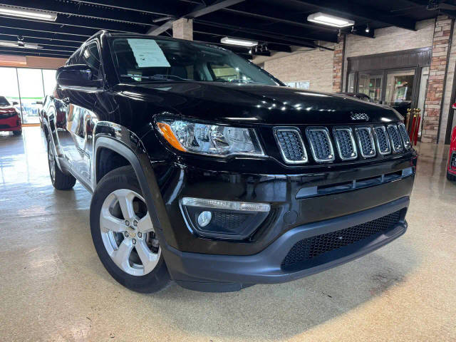 2018 Jeep Compass Latitude FWD photo