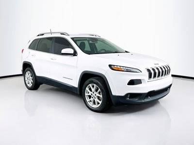 2018 Jeep Cherokee Latitude FWD photo