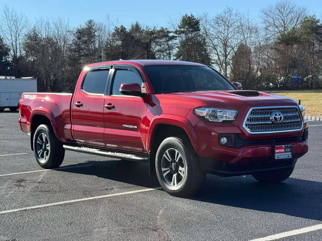 2017 Toyota Tacoma TRD Sport 4WD photo