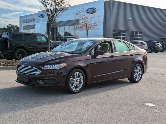 2018 Ford Fusion SE FWD photo