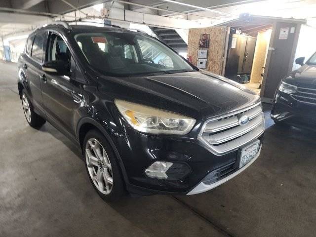 2018 Ford Escape Titanium 4WD photo