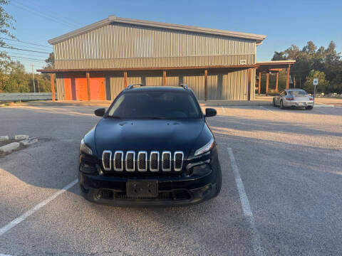 2018 Jeep Cherokee Latitude Plus FWD photo