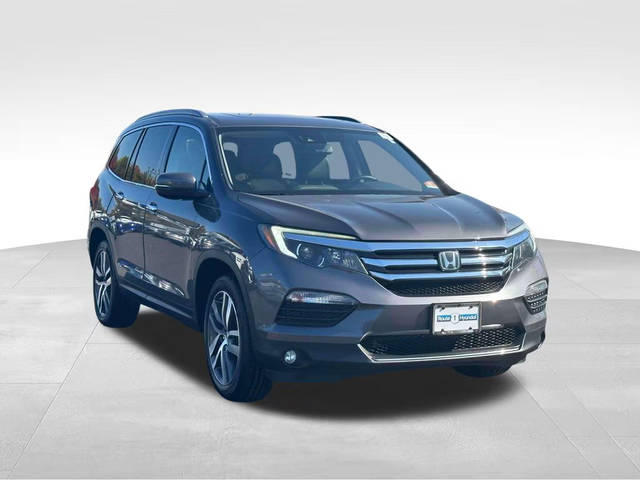 2017 Honda Pilot Elite AWD photo