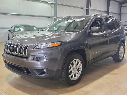 2018 Jeep Cherokee Latitude Plus 4WD photo