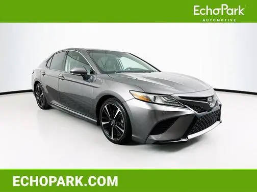 2018 Toyota Camry XSE FWD photo