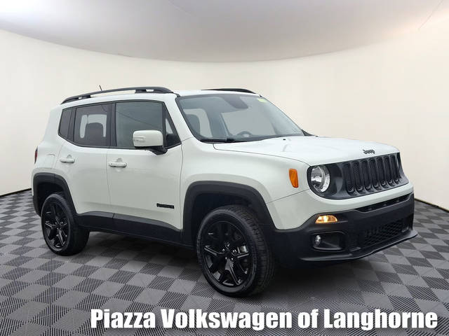 2017 Jeep Renegade Altitude 4WD photo