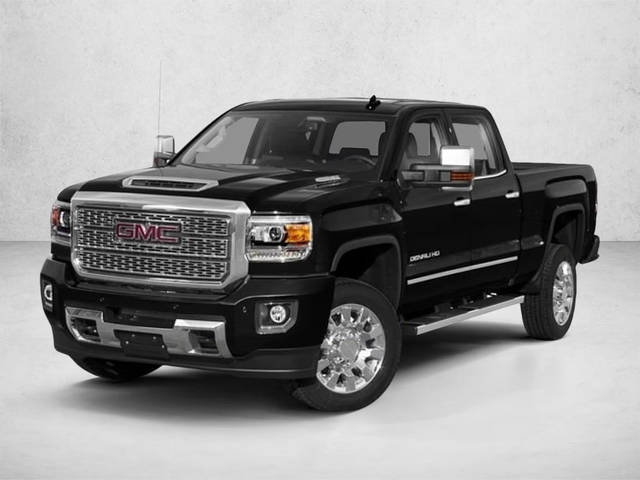 2018 GMC Sierra 2500HD Denali 4WD photo