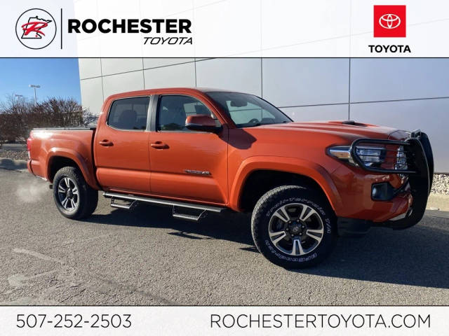 2017 Toyota Tacoma TRD Sport 4WD photo