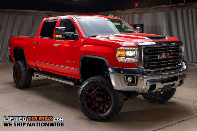 2018 GMC Sierra 2500HD SLT 4WD photo