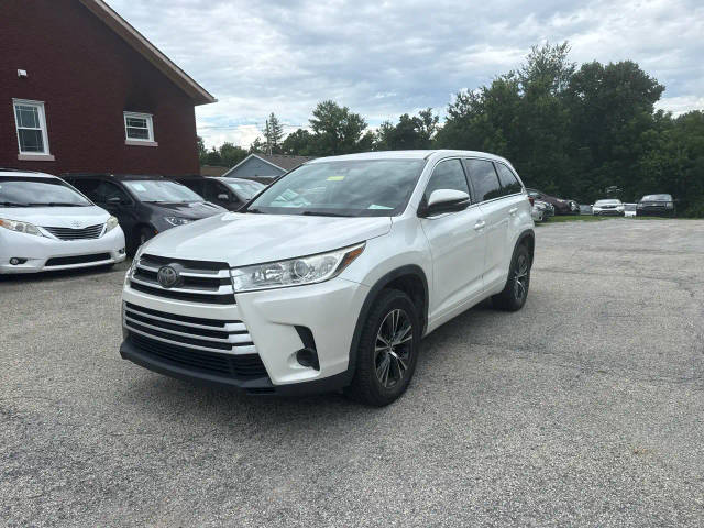 2018 Toyota Highlander LE FWD photo
