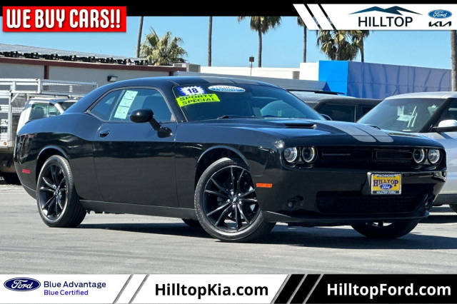 2018 Dodge Challenger SXT RWD photo