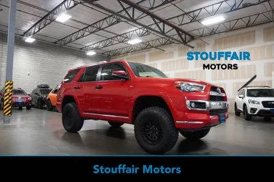 2018 Toyota 4Runner Limited 4WD photo