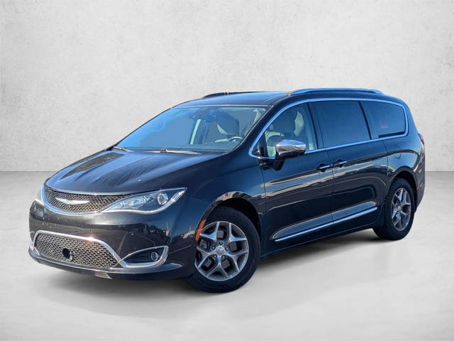 2018 Chrysler Pacifica Minivan Limited FWD photo