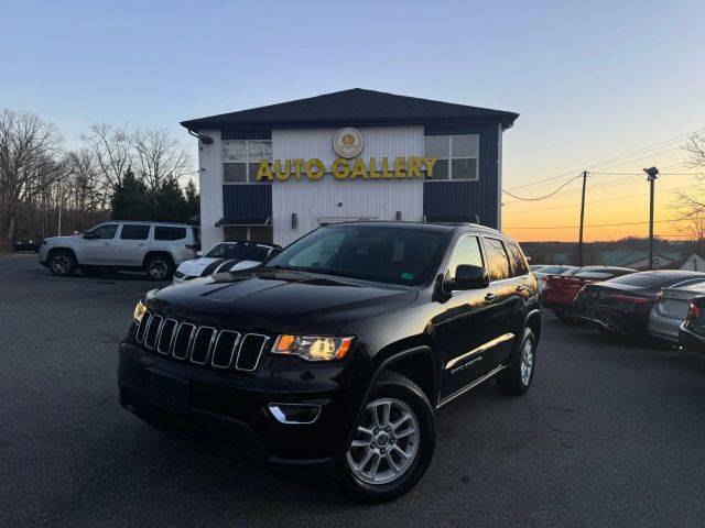 2018 Jeep Grand Cherokee Laredo E 4WD photo