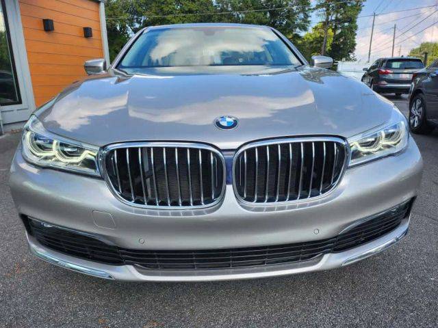 2018 BMW 7 Series 750i RWD photo