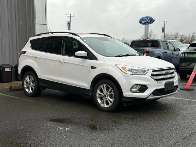 2018 Ford Escape SEL 4WD photo