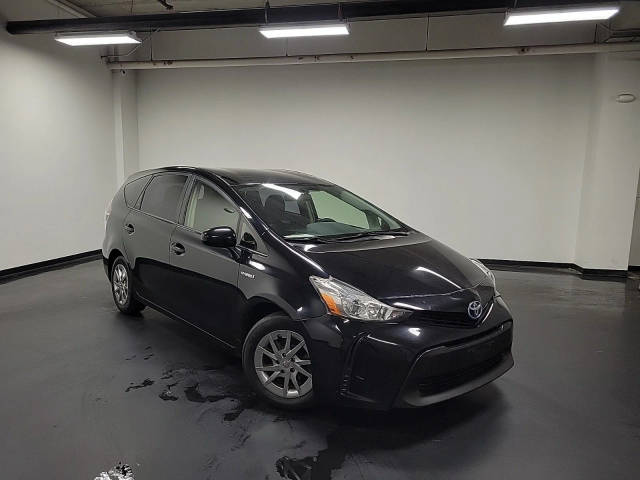 2017 Toyota Prius v Two FWD photo