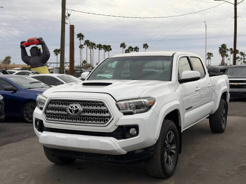 2017 Toyota Tacoma TRD Sport 4WD photo