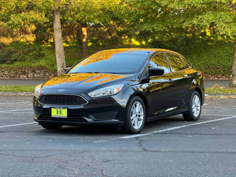 2018 Ford Focus SE FWD photo