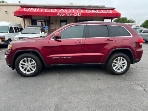 2018 Jeep Grand Cherokee Laredo E RWD photo
