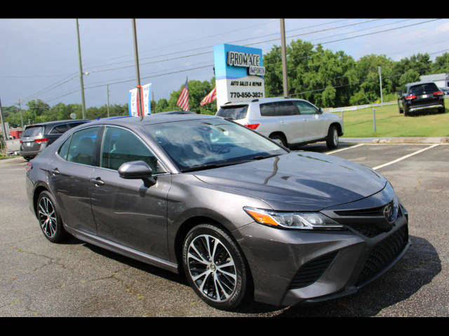 2018 Toyota Camry SE FWD photo