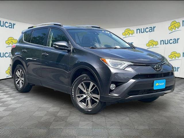 2018 Toyota RAV4 XLE AWD photo