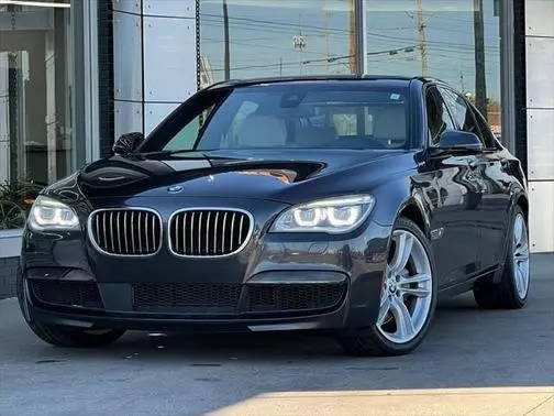 2015 BMW 7 Series 750i RWD photo