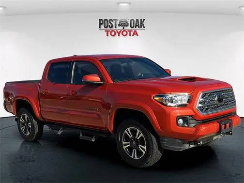 2017 Toyota Tacoma TRD Sport RWD photo
