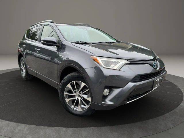 2018 Toyota RAV4 Hybrid XLE AWD photo