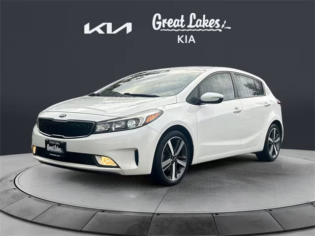 2017 Kia Forte EX FWD photo