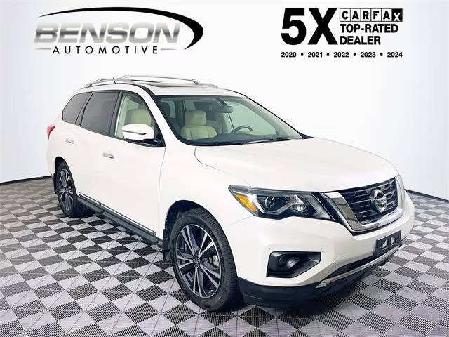 2018 Nissan Pathfinder Platinum FWD photo