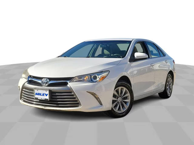 2017 Toyota Camry LE FWD photo