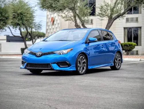 2018 Toyota Corolla iM FWD photo