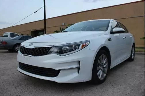 2017 Kia Optima LX FWD photo