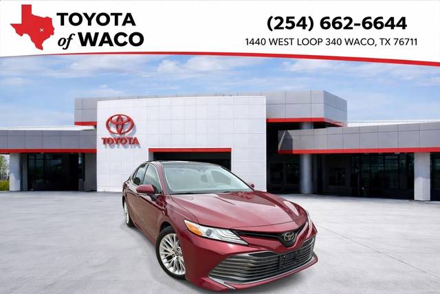 2018 Toyota Camry XLE FWD photo