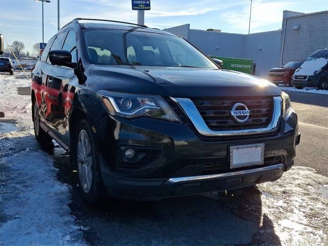 2018 Nissan Pathfinder SL 4WD photo