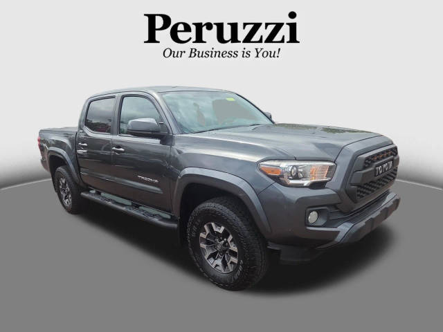 2017 Toyota Tacoma SR5 4WD photo
