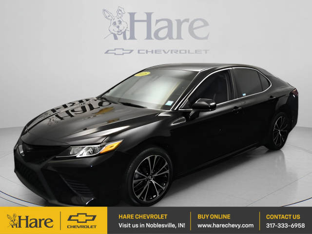 2018 Toyota Camry SE FWD photo