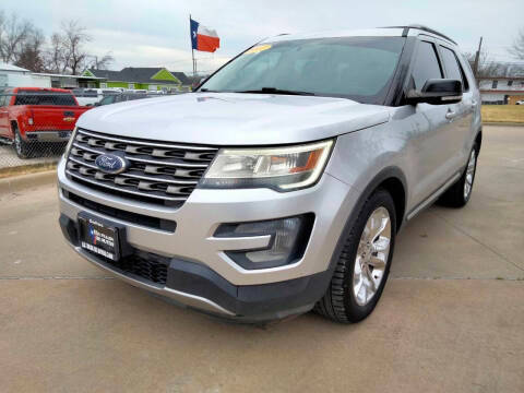 2017 Ford Explorer XLT FWD photo